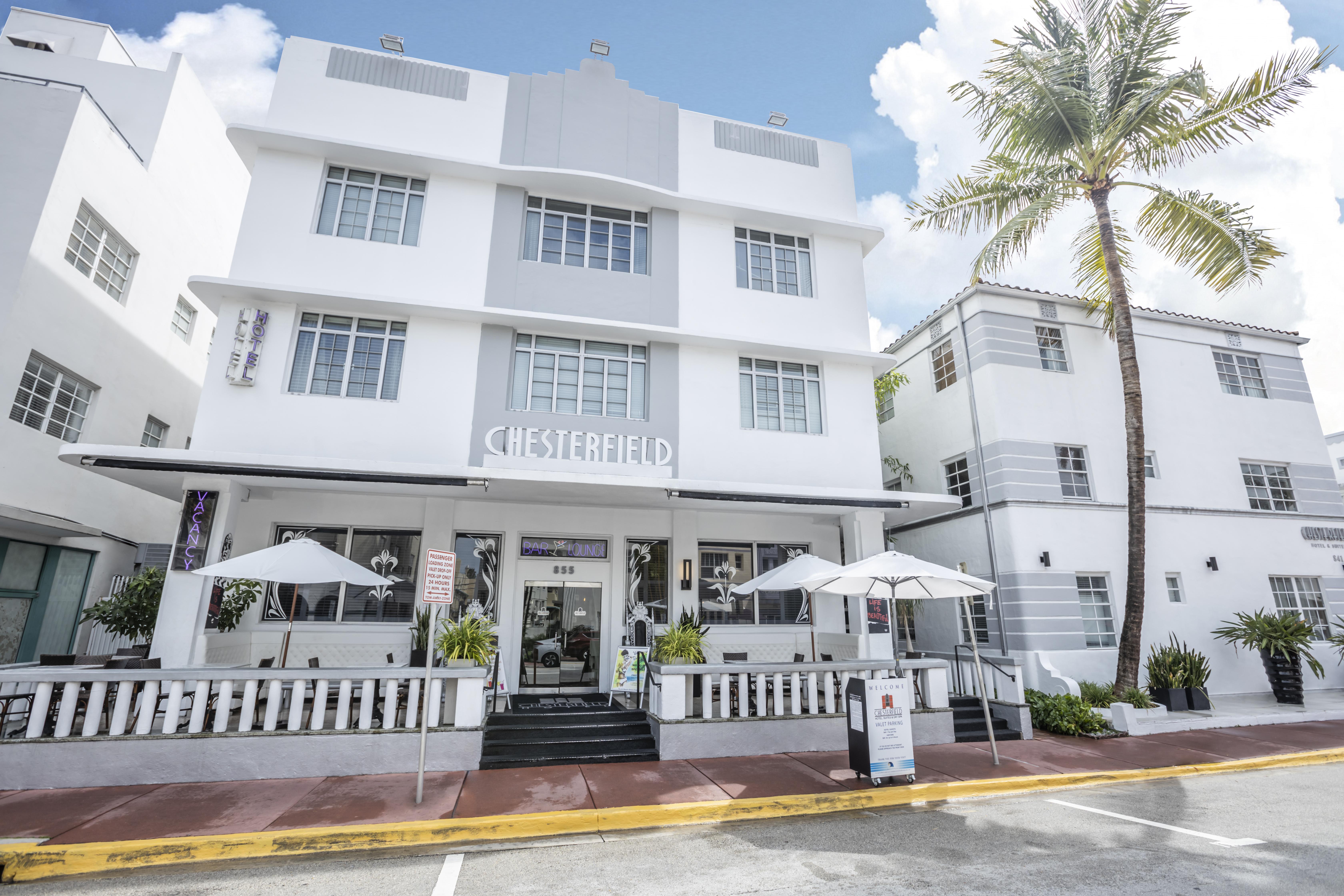 Chesterfield & Hotel 3*