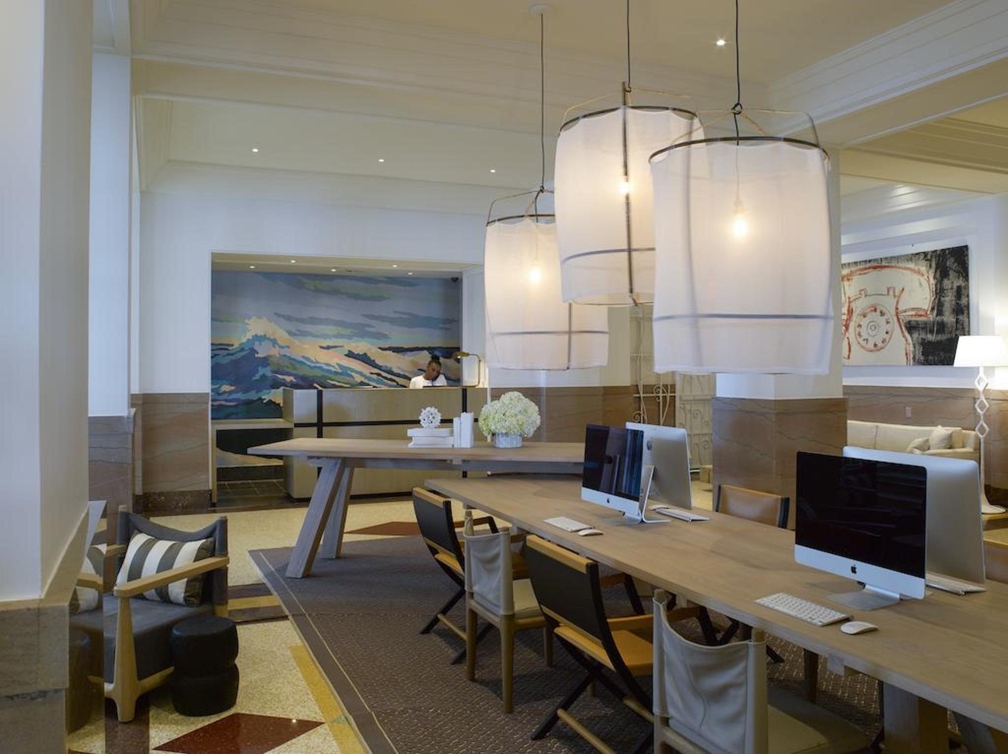 Victor South Beach Hotel 4*
