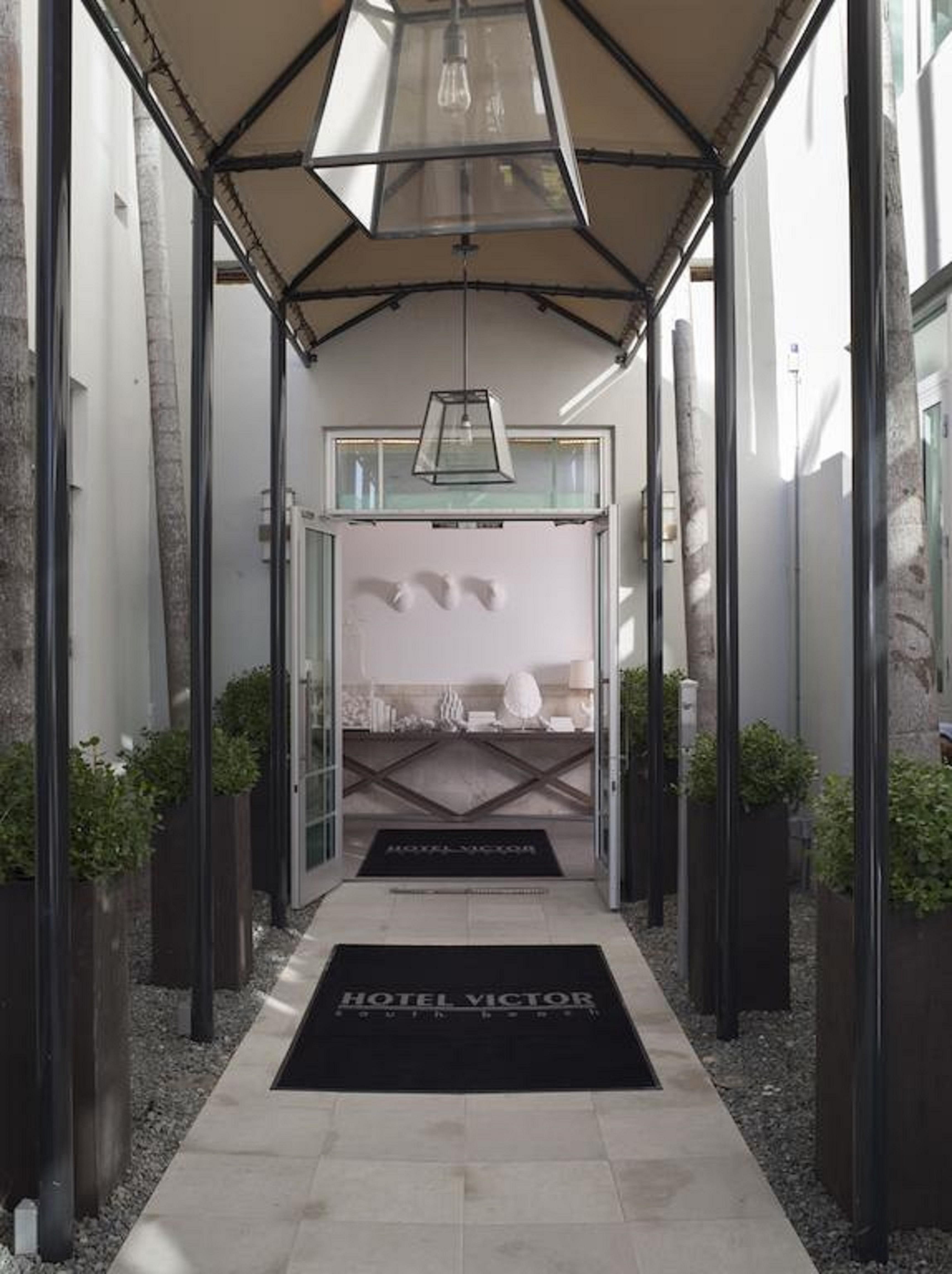 Victor South Beach 4*