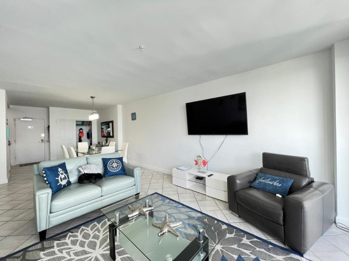 Pavilion Beach, Xl Balcony Suites Aparthotel