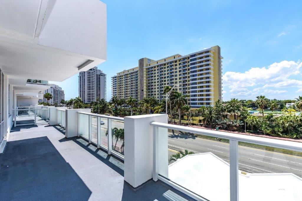 Aparthotel Pavilion Beach, Xl Balcony Suites *