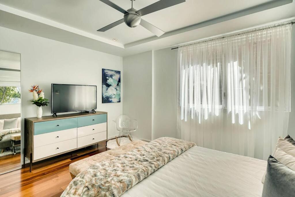 Mid-century Modern Gem South Miami * Miami Beach