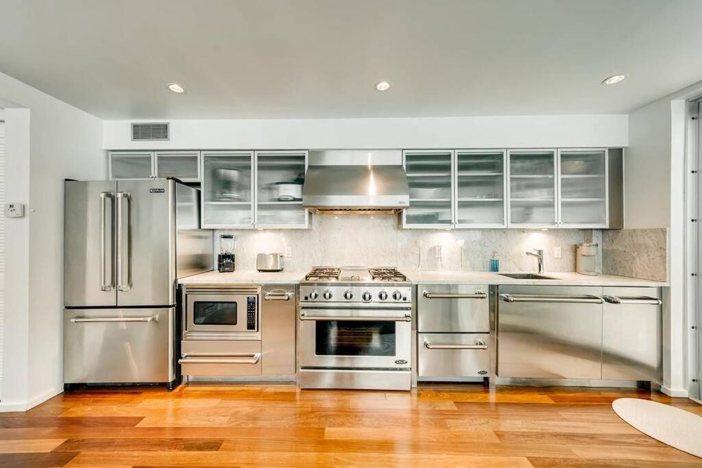 Mid-century Modern Gem South Miami *