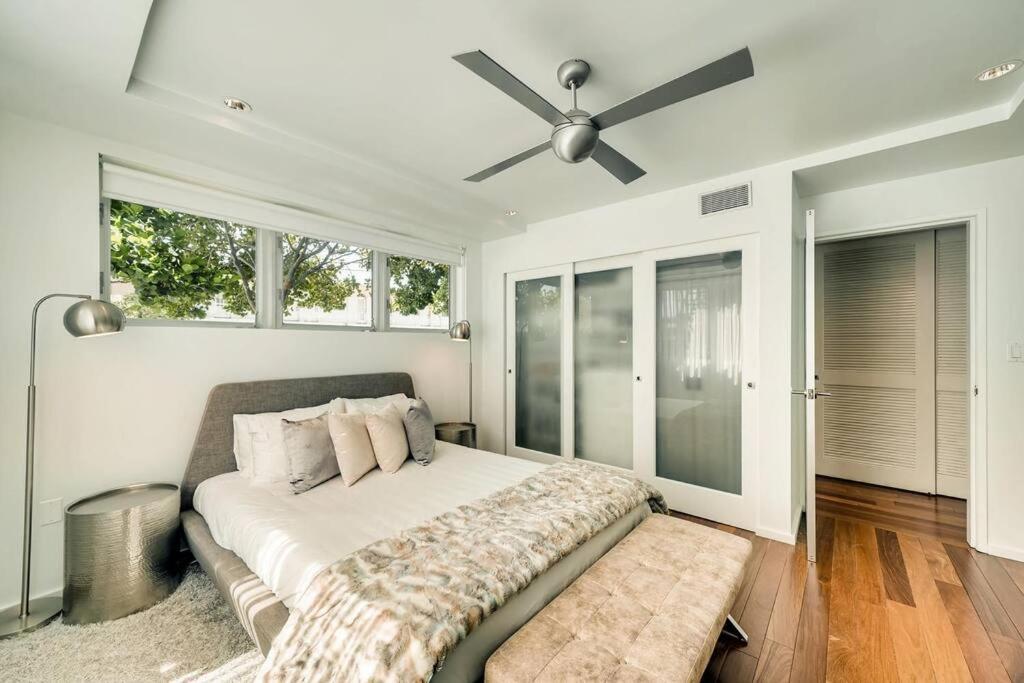 Apartment Mid-century Modern Gem South Miami