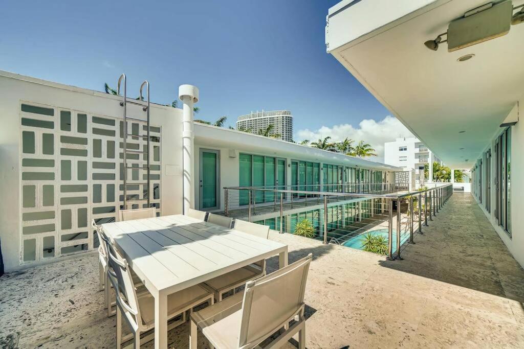 Apartment Mid-century Modern Gem South Miami Miami Beach