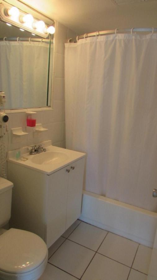 Beachfront Casablanca Apartment Miami Beach