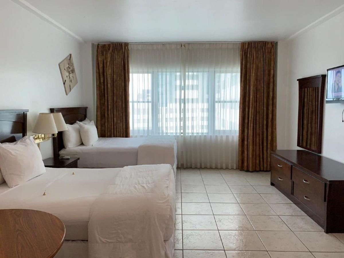 Beachfront Casablanca Miami Beach