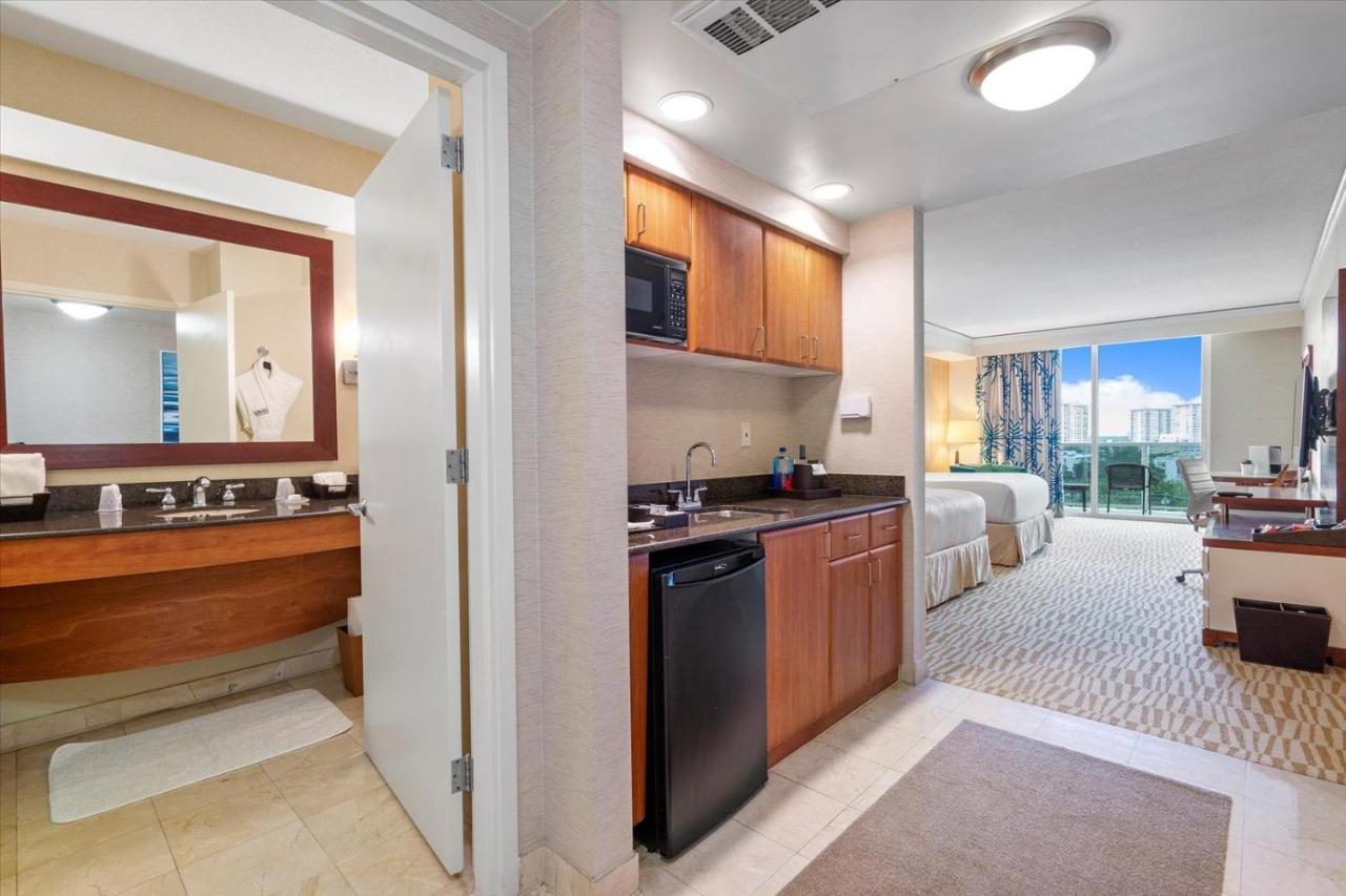 Apartment Luxe Beachfront At Sunny Isles Miami Miami Beach