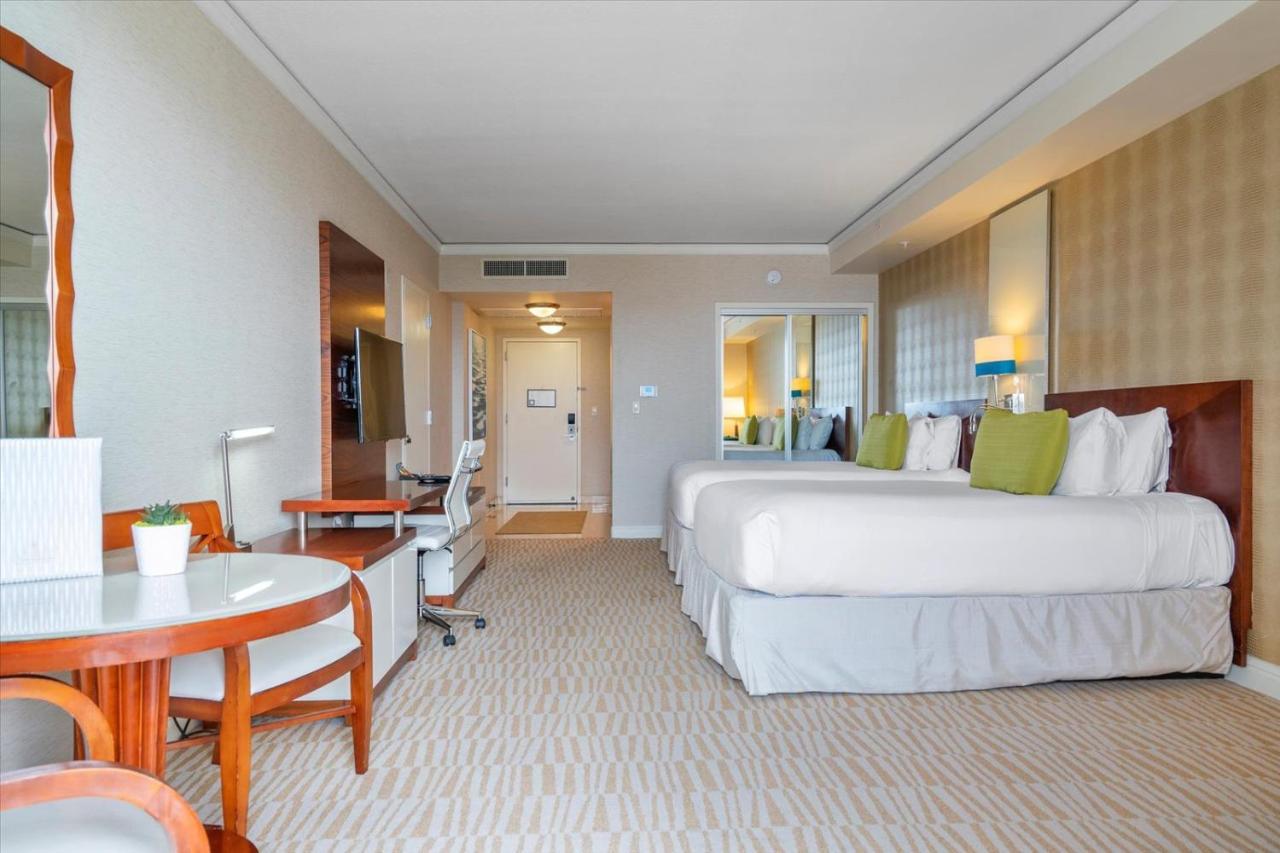 Luxe Beachfront At Sunny Isles Miami * Miami Beach