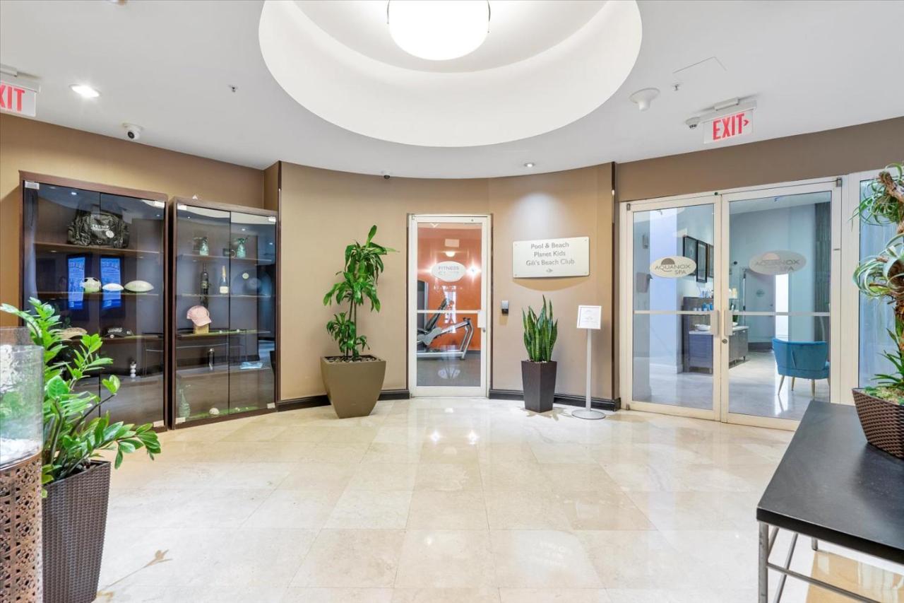 Luxe Beachfront At Sunny Isles Miami *
