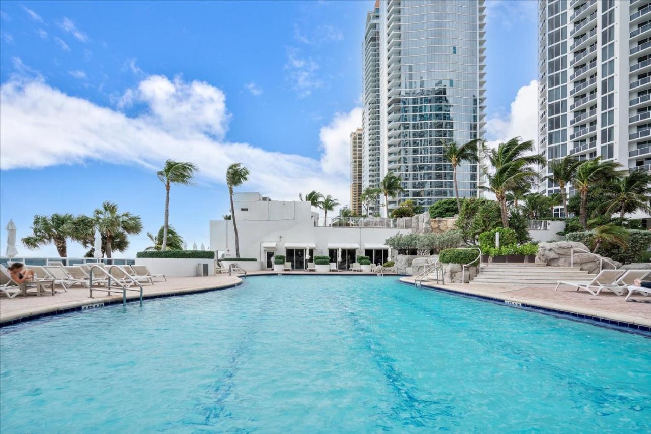 Luxe Beachfront At Sunny Isles Miami Apartment Miami Beach
