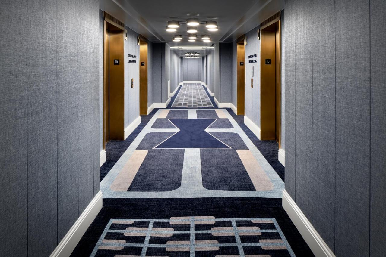 Fontainebleau Resort 5*