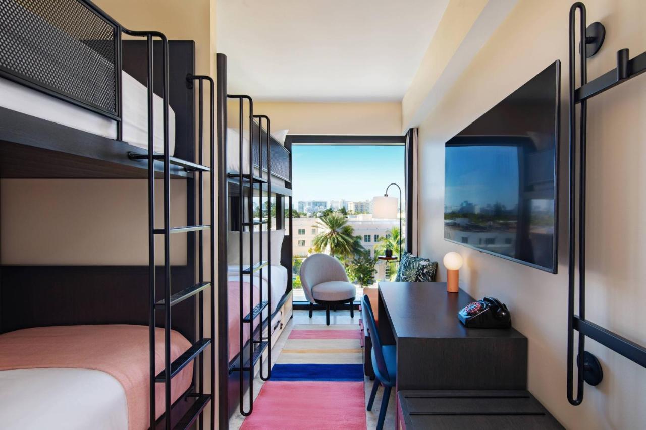 Moxy Miami South 4*