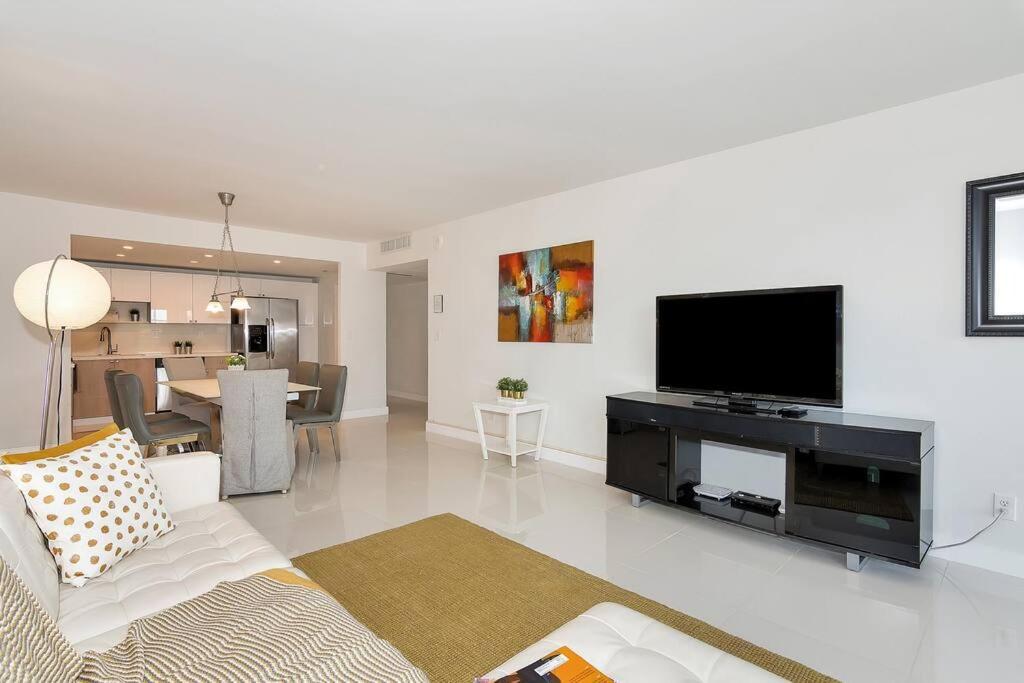 Special Beautiful Modern Miami Beach