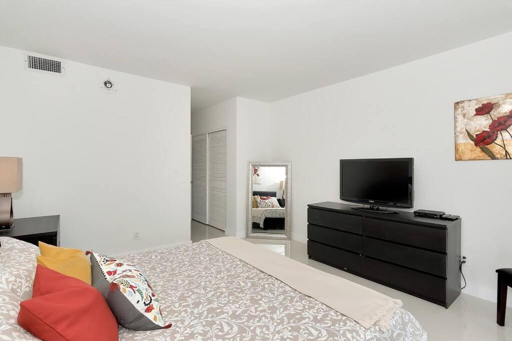 Special Beautiful Modern *