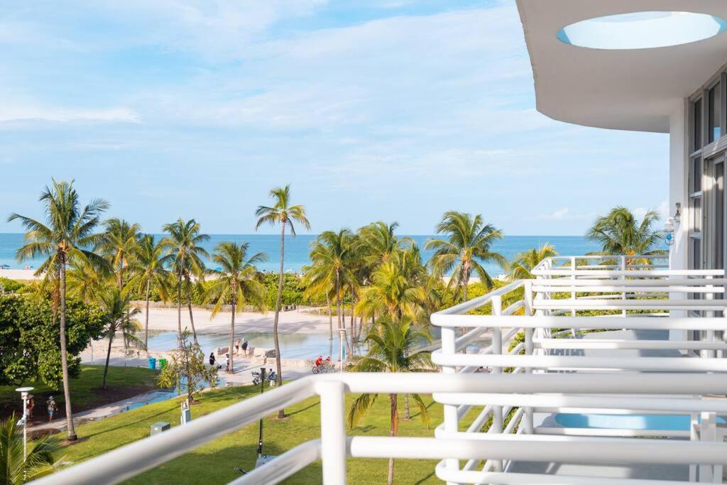 1 Bedroom With King Bed And Roof-top Pool And Bar C503 * Miami Beach