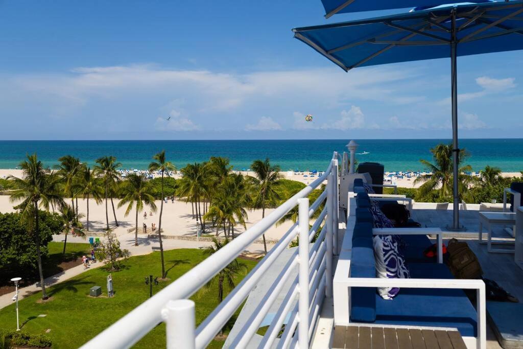 1 Bedroom With King Bed And Roof-top Pool And Bar C503