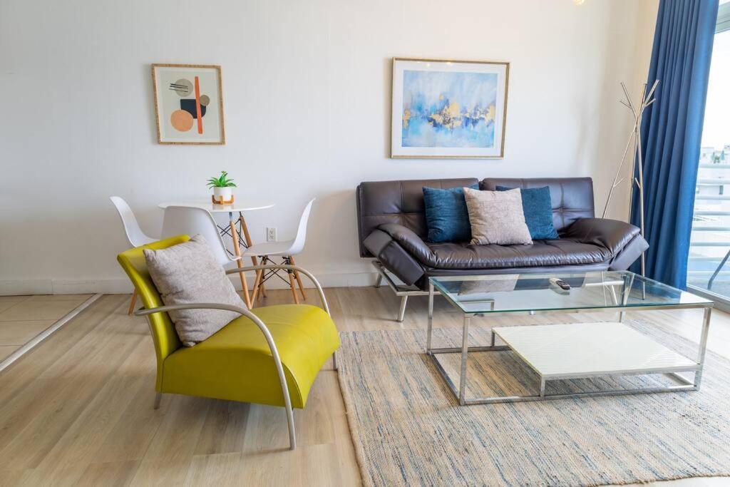 1 Bedroom With King Bed And Roof-top Pool And Bar C503 Miami Beach
