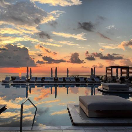 Plustay: Miami Oasis 5*
