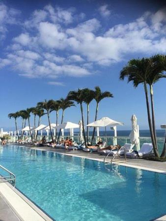 Plustay: Miami Oasis Hotel 5*