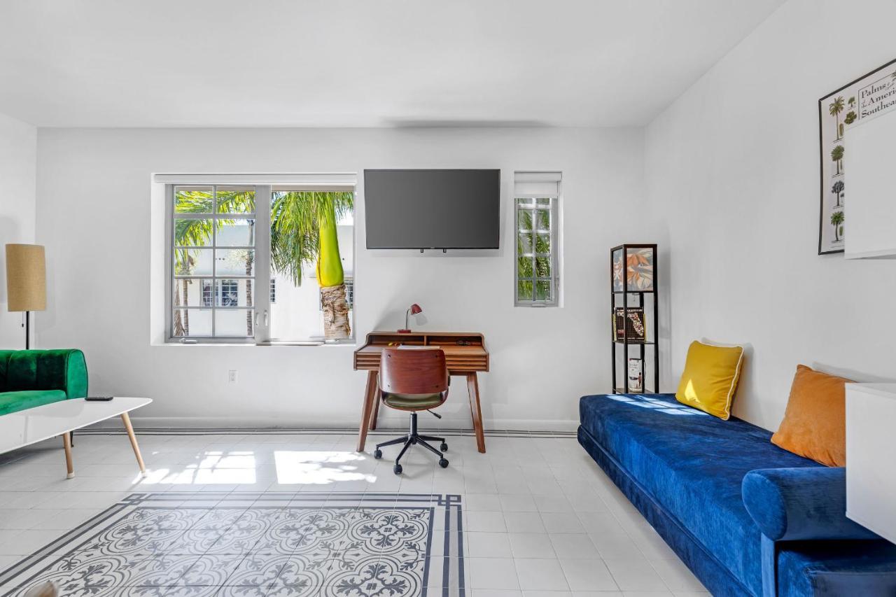 Palm-fringed Paradise In South