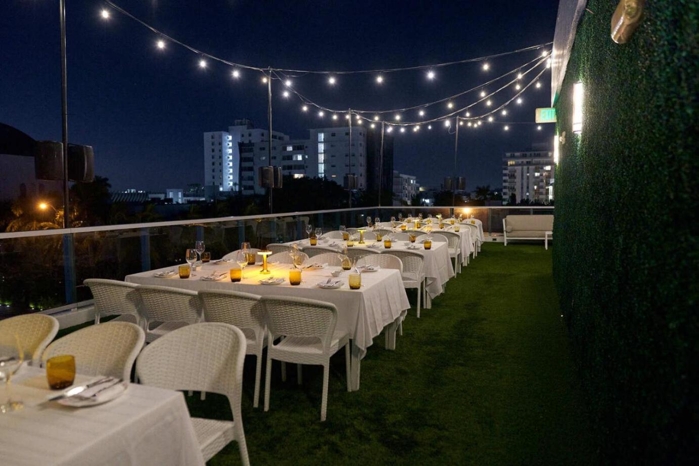 Gale South Beach, Curio Collection By Hilton Resort 3*