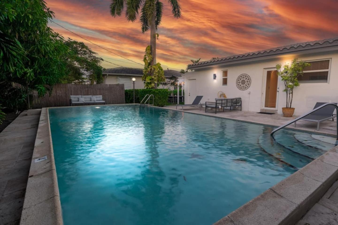Holiday home Perfect For A Family Getaway Wpool! *