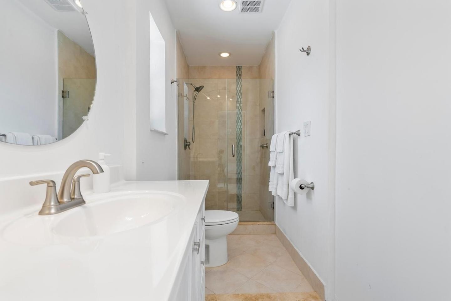 Perfect For A Family Getaway Wpool! Miami Beach