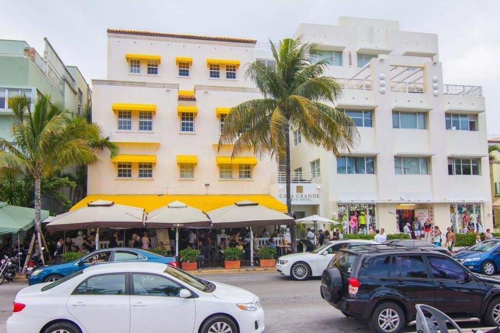 Deal! 2 Bedroom Modern Beachfront By Yourent! Apartment Miami Beach