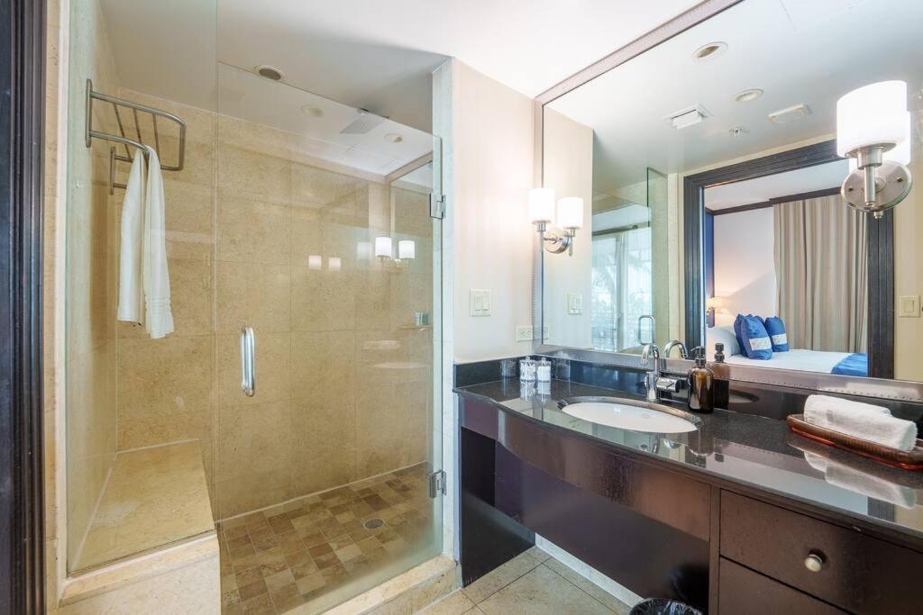 Apartment Stunning Getaway With Private Outdoor Roman Tub Miami Beach