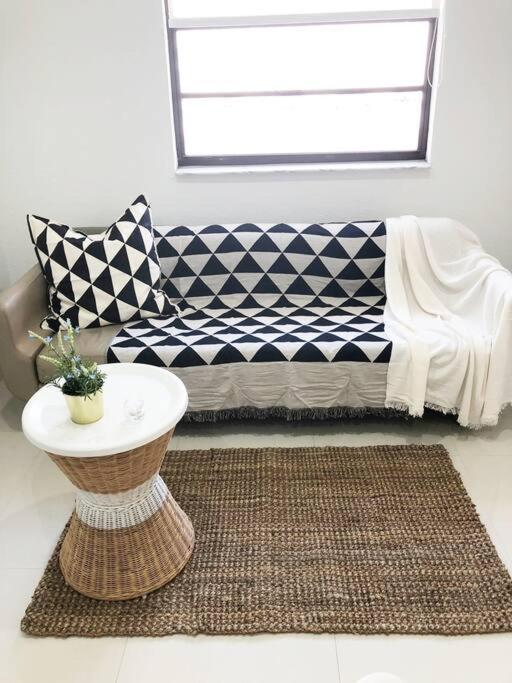 Apartment Modern And Eclectic Aparment A Steps The *