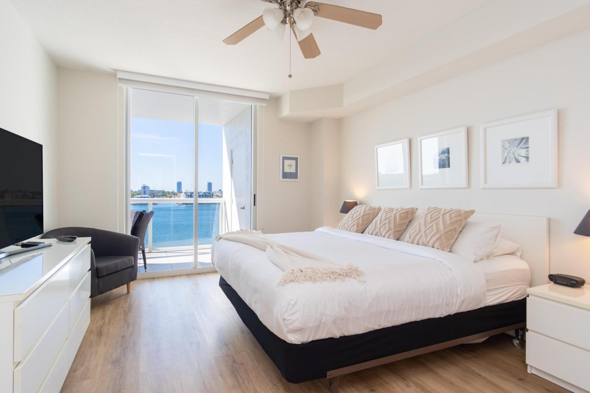 Golden Bay 62