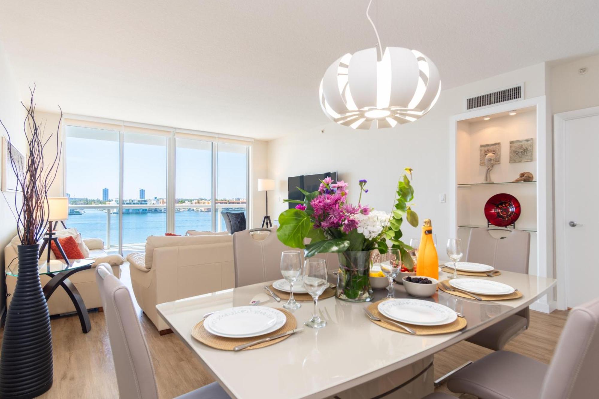 Golden Bay 62 Apartment Miami Beach