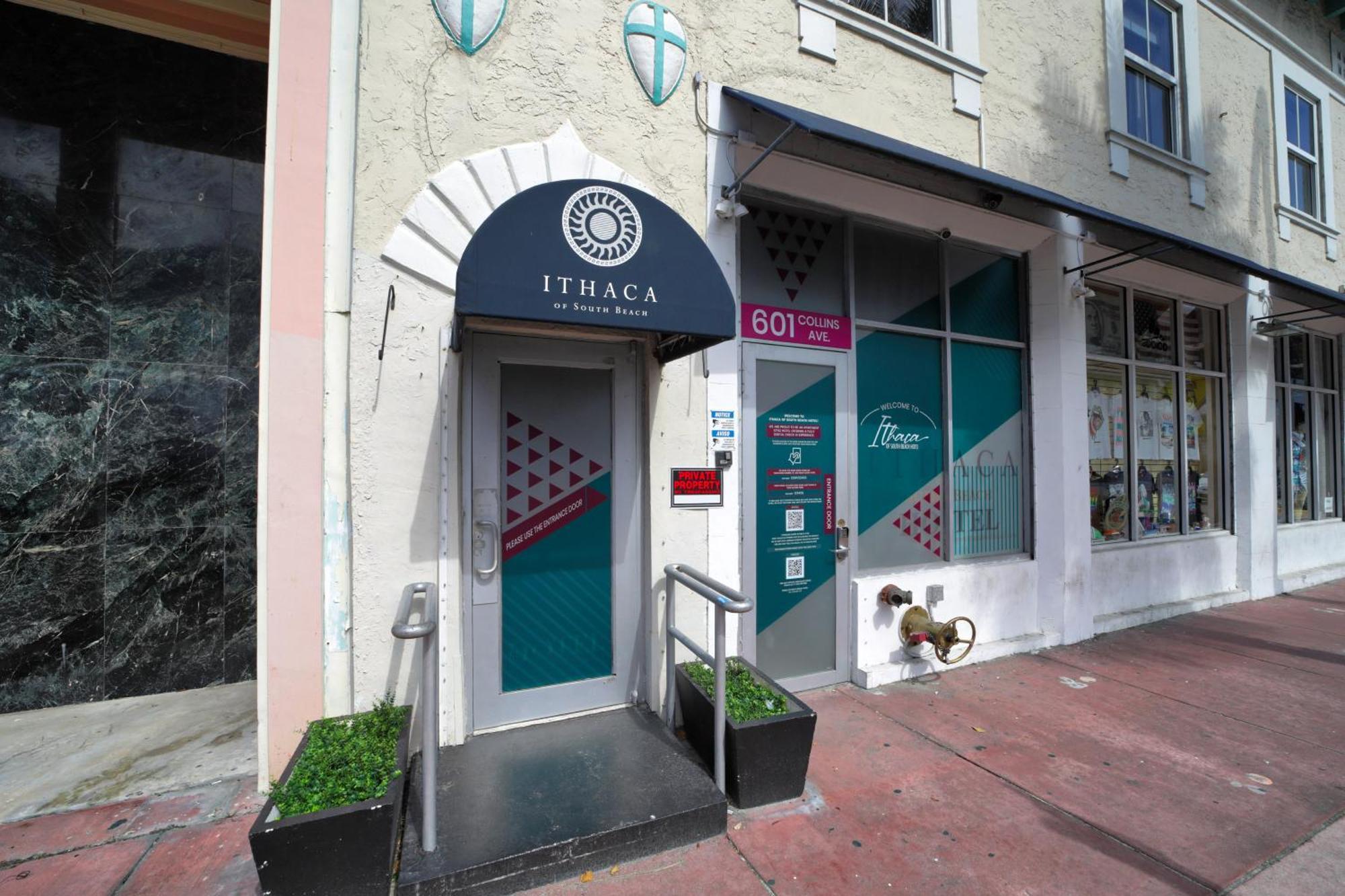Ithaca Aparthotel 3*
