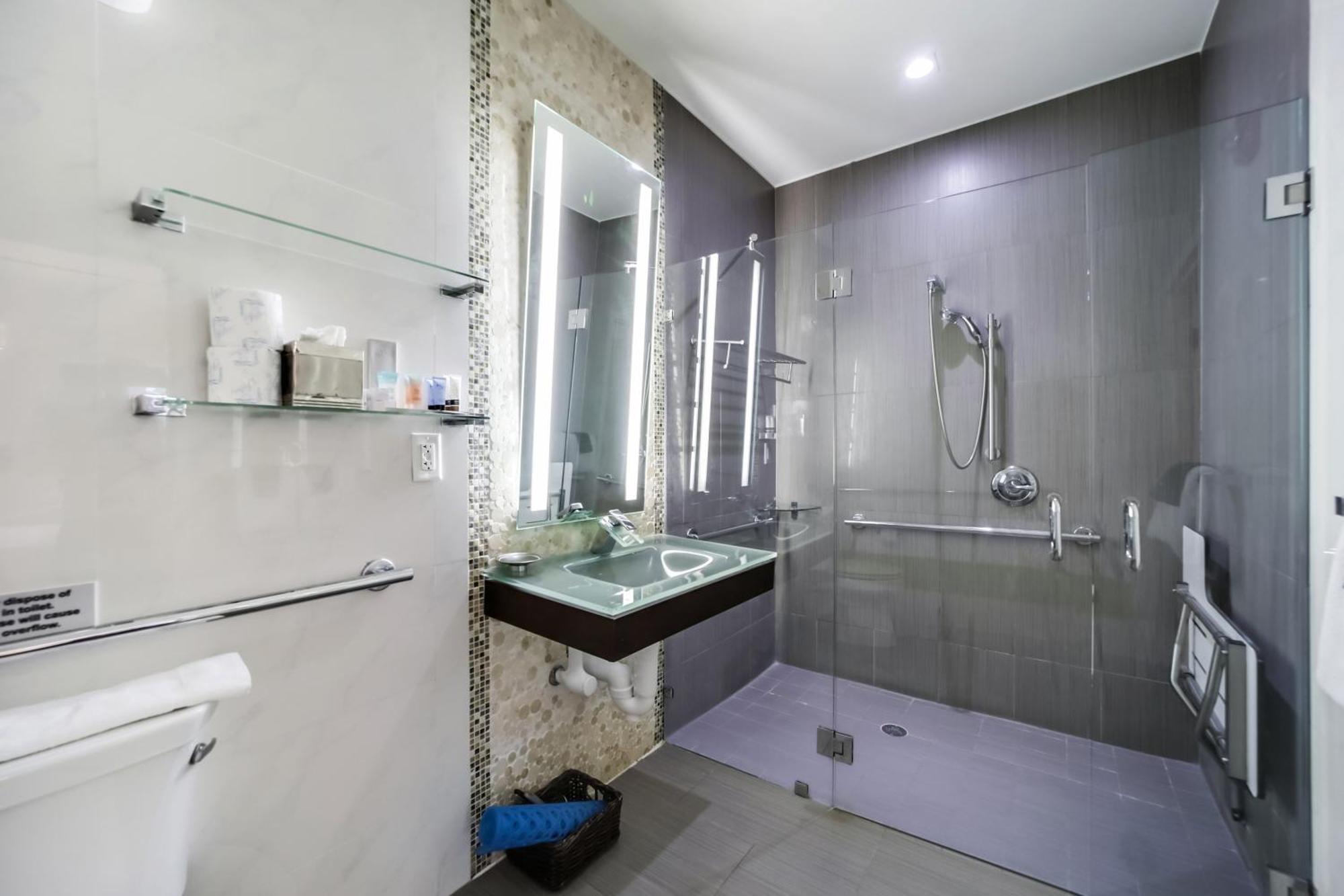 Ithaca Aparthotel 3*