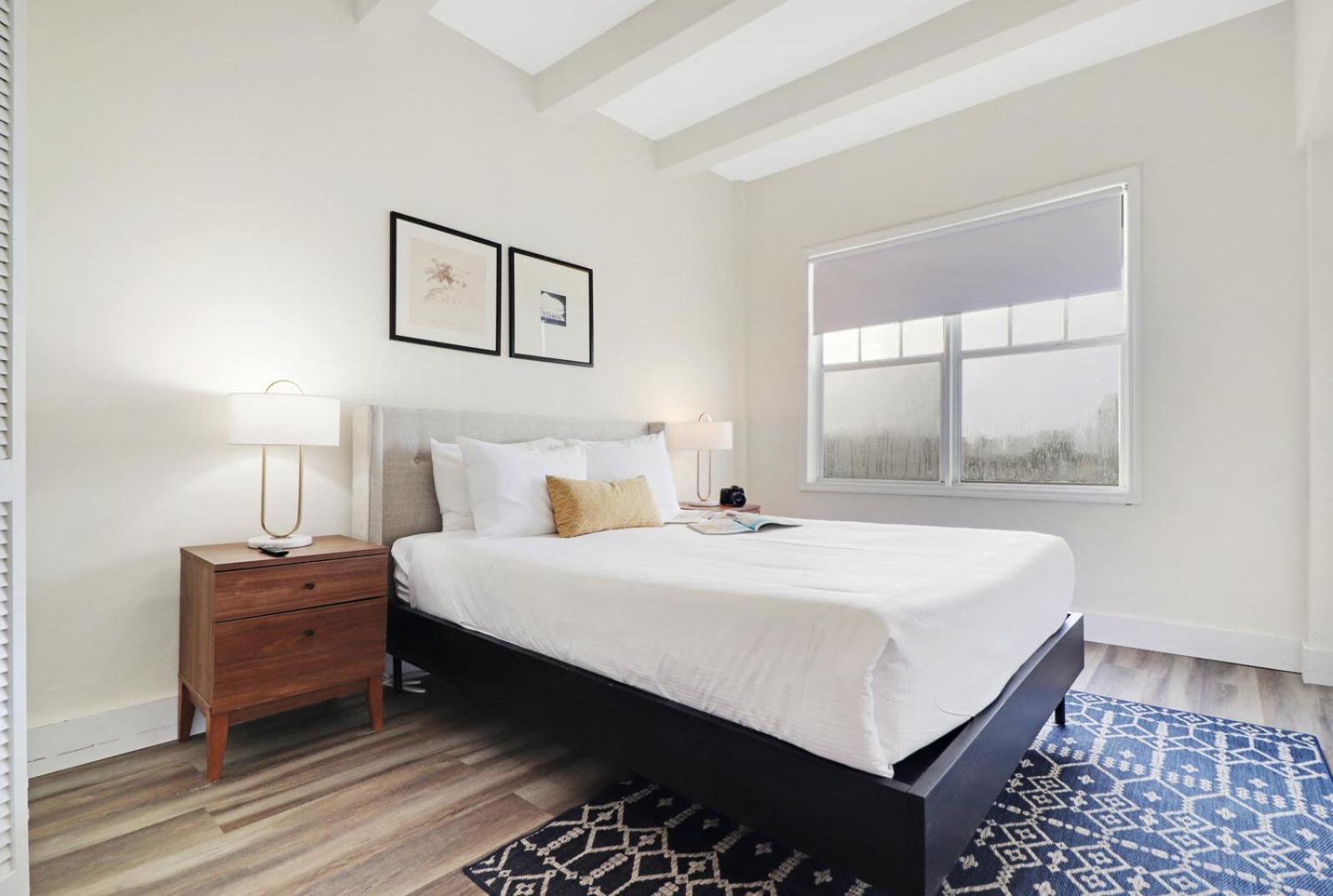 Apartment Roami At The Alamac