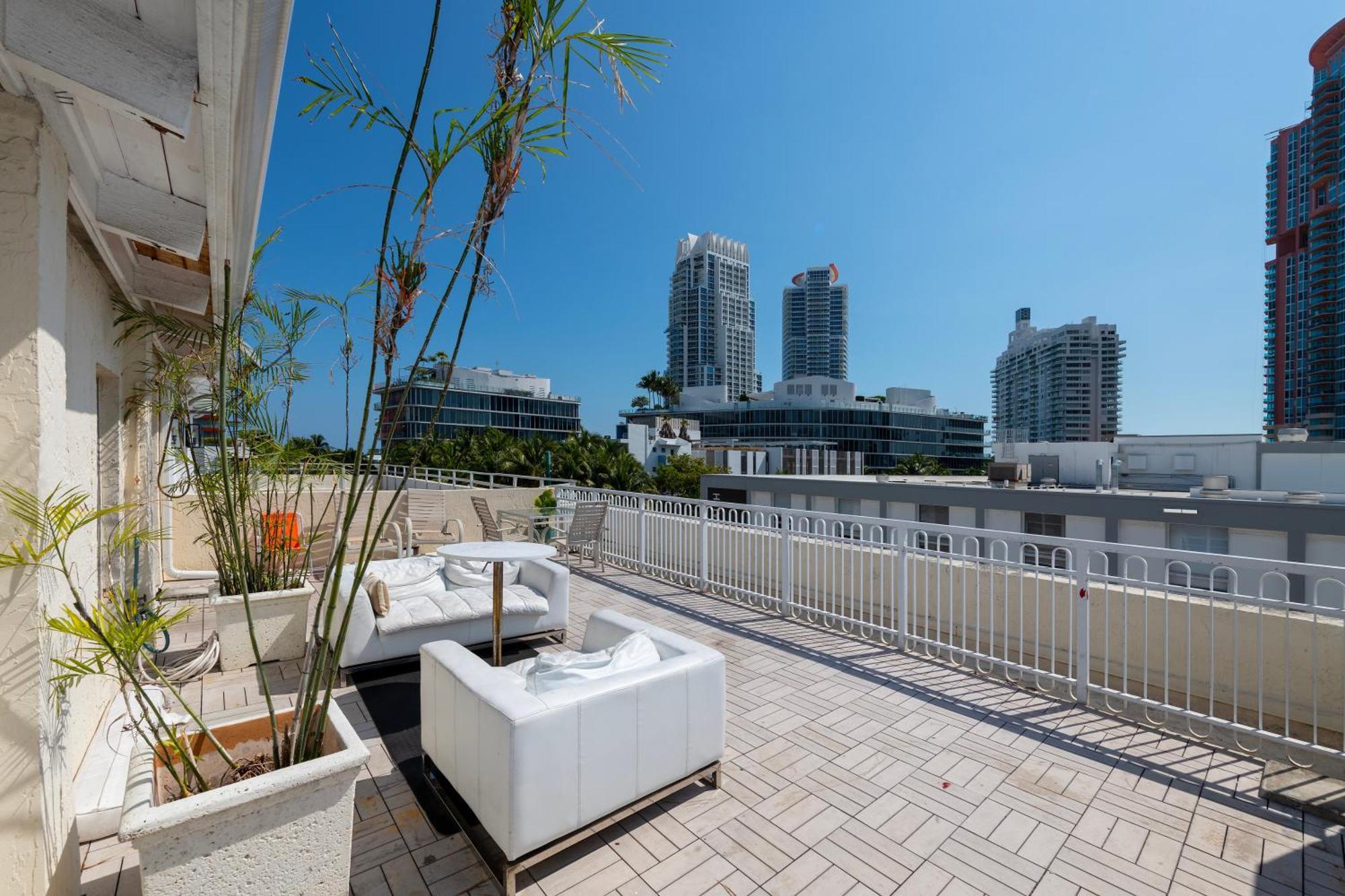 Penthouse In Miami Beach!