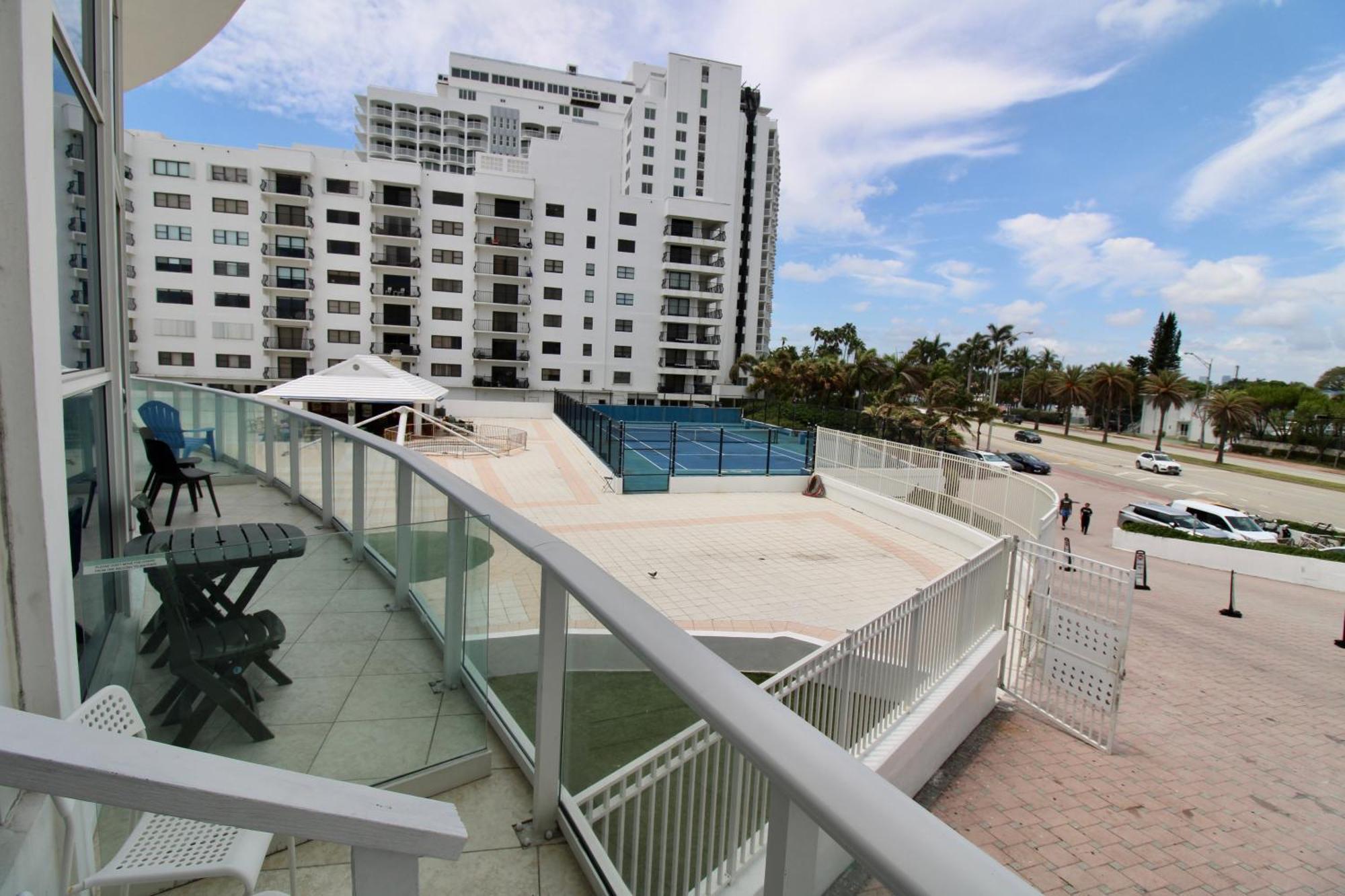 Castle L1 Double-loft With Access, Pool, Tennis And Free Parking! *