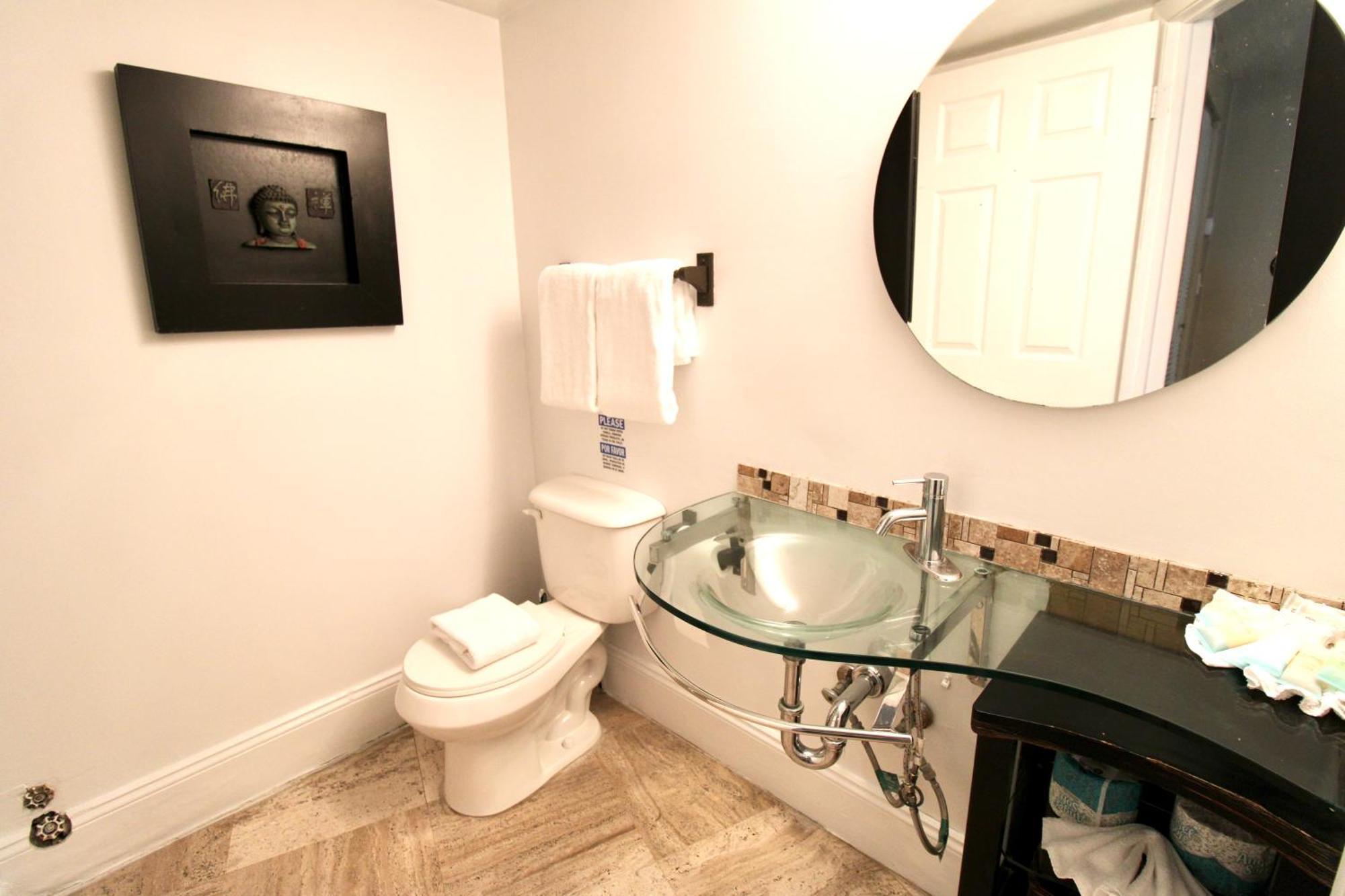 Castle L1 Double-loft With Access, Pool, Tennis And Free Parking! Miami Beach