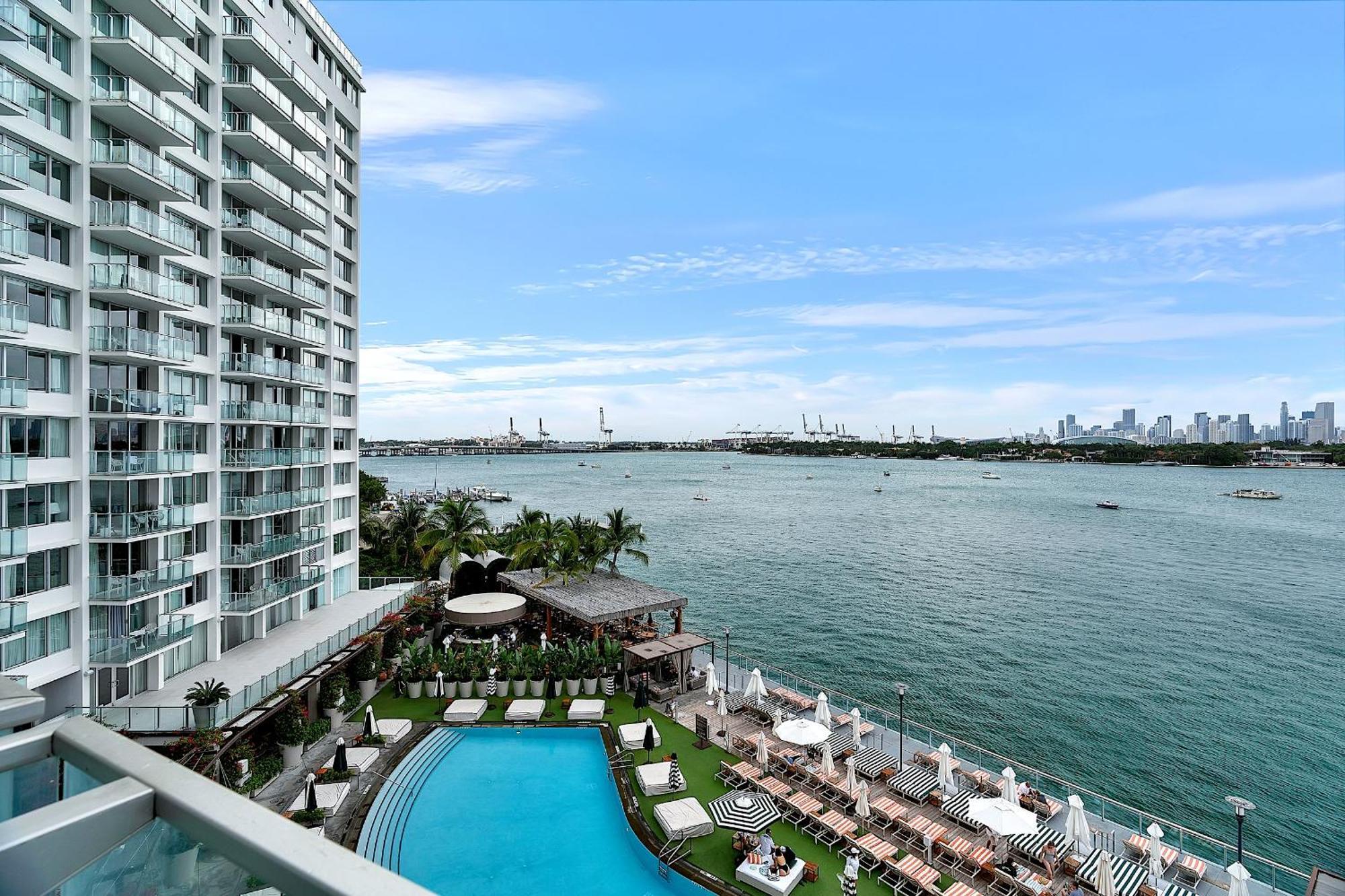 1100 West South Luxe Miami By Joe Semary