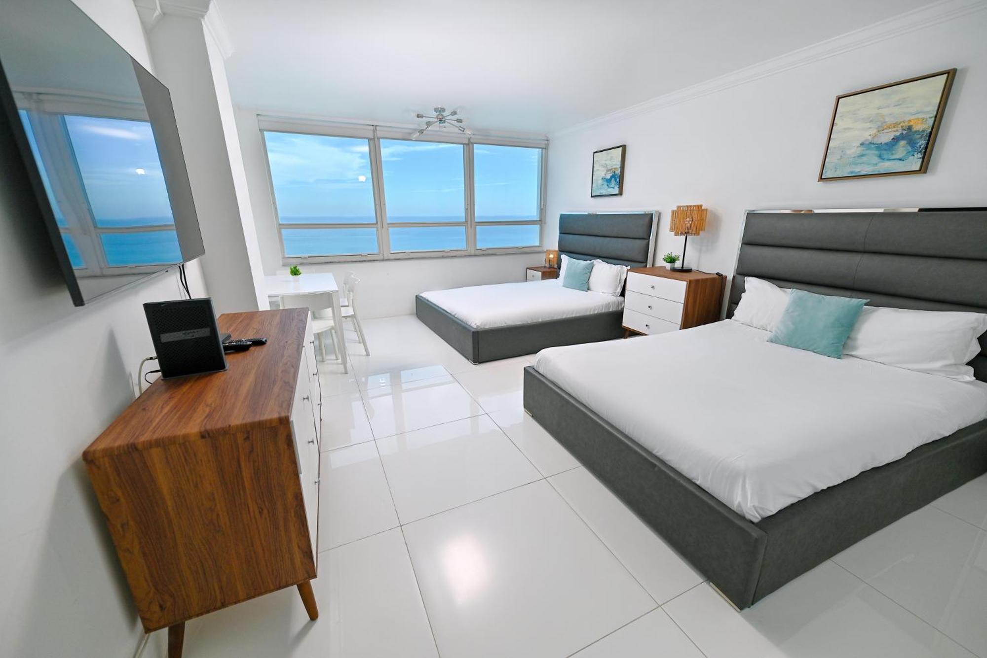 Apartment Seastays ~ Oceanfront Miami Beach