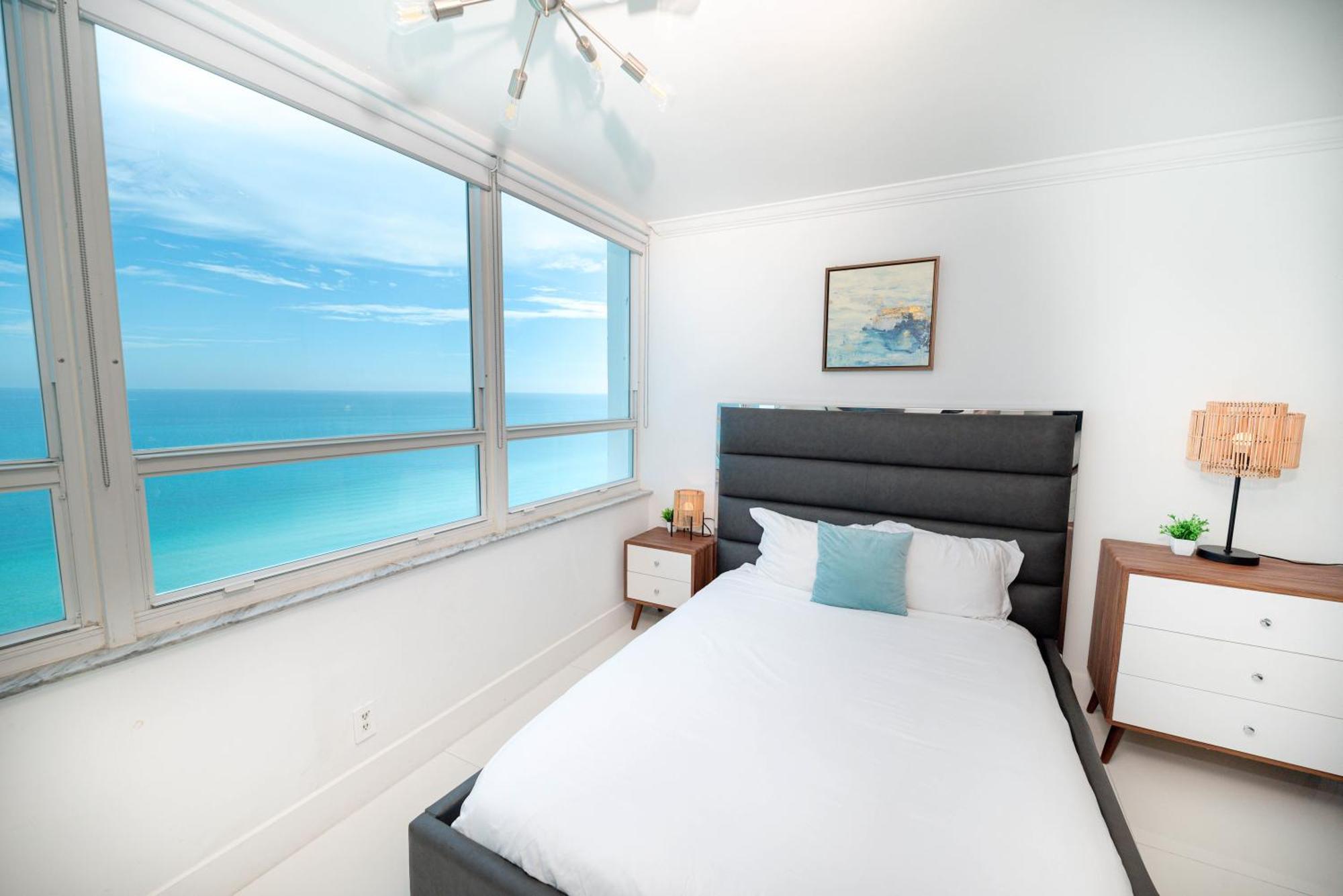 Apartment Seastays ~ Oceanfront