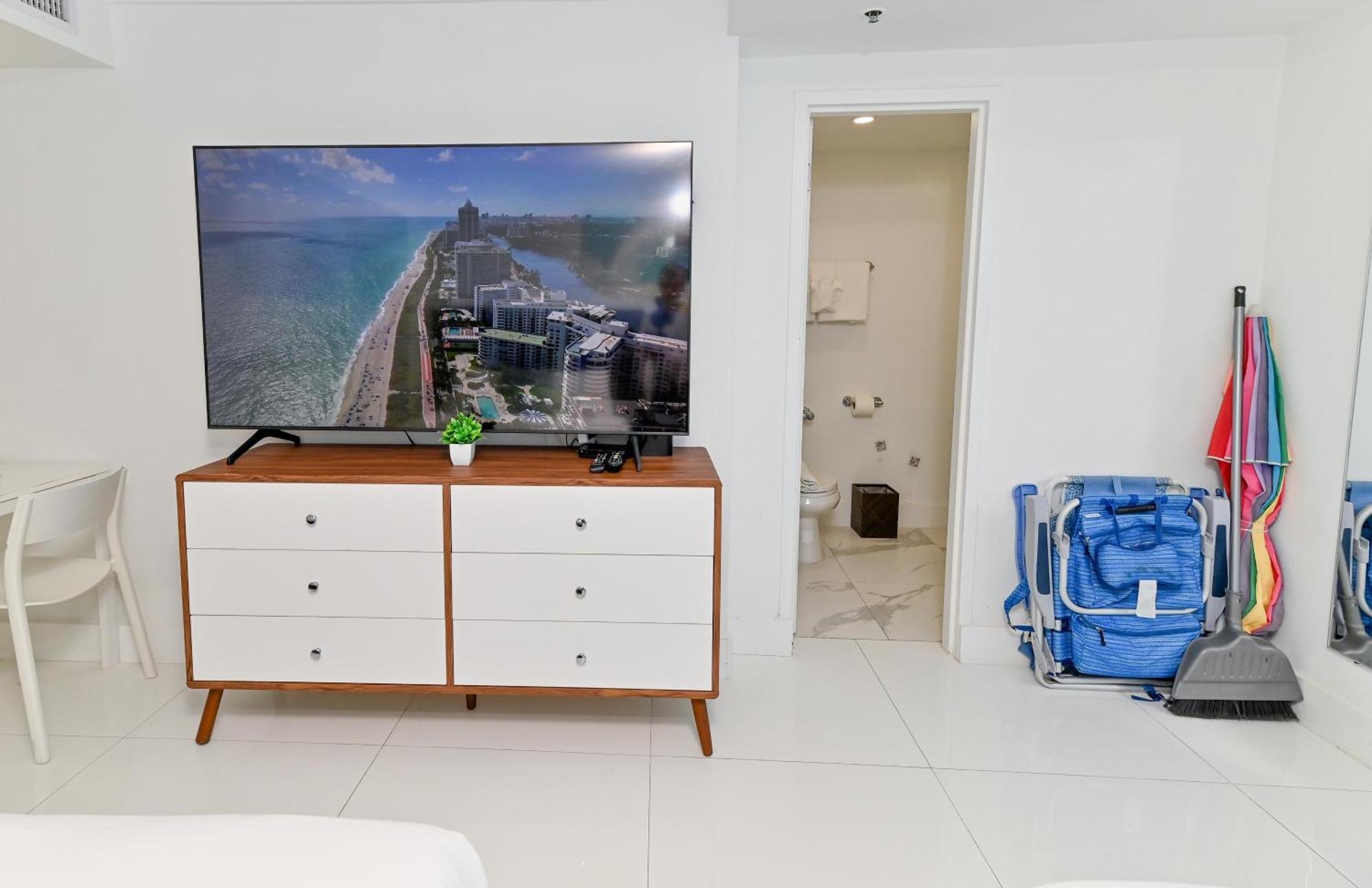 Seastays ~ Oceanfront