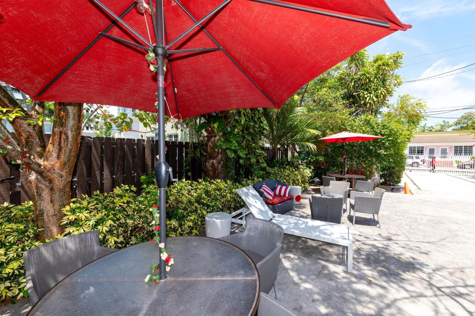 Sunny Days Miami Beach