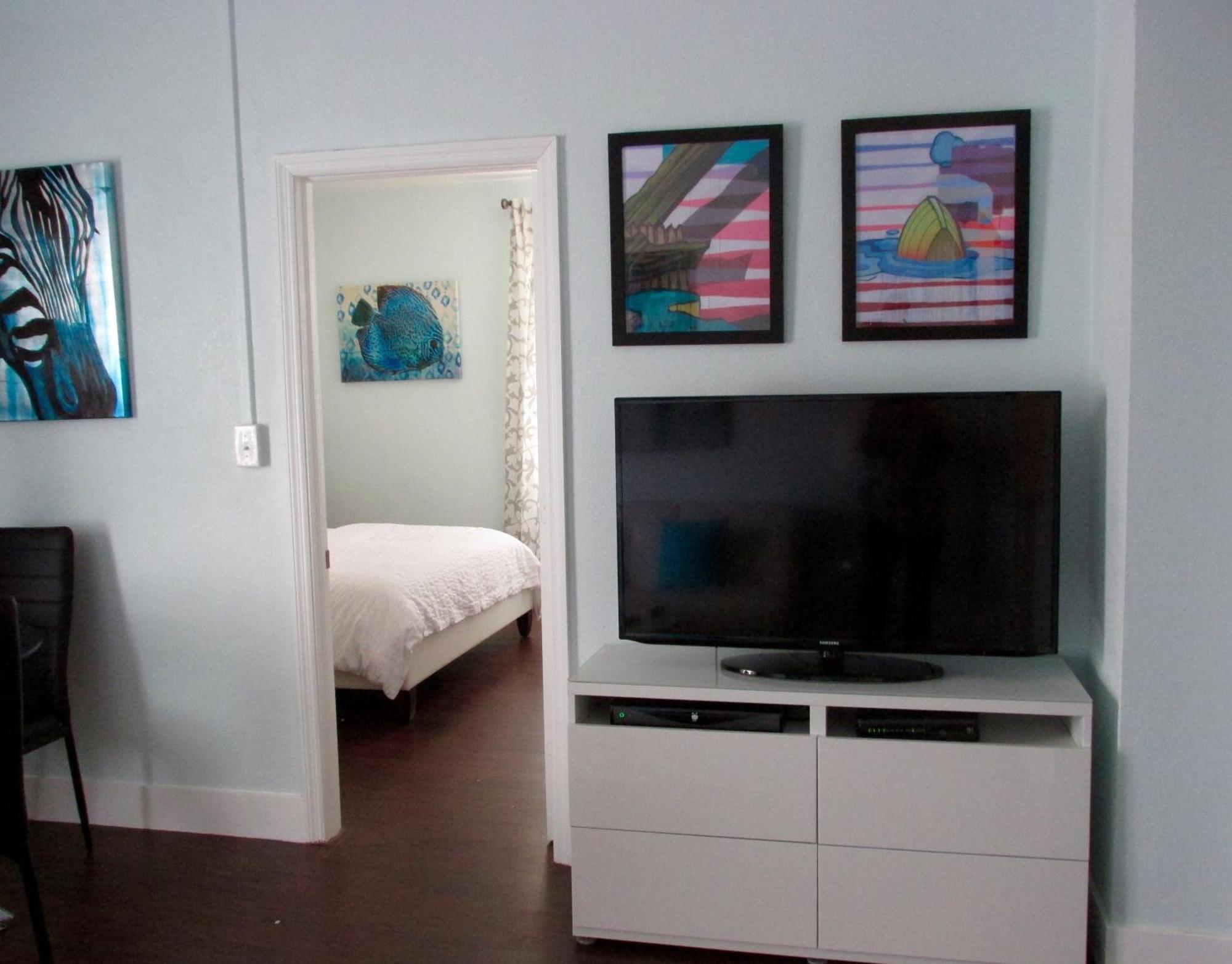 Apartment Lux By The *