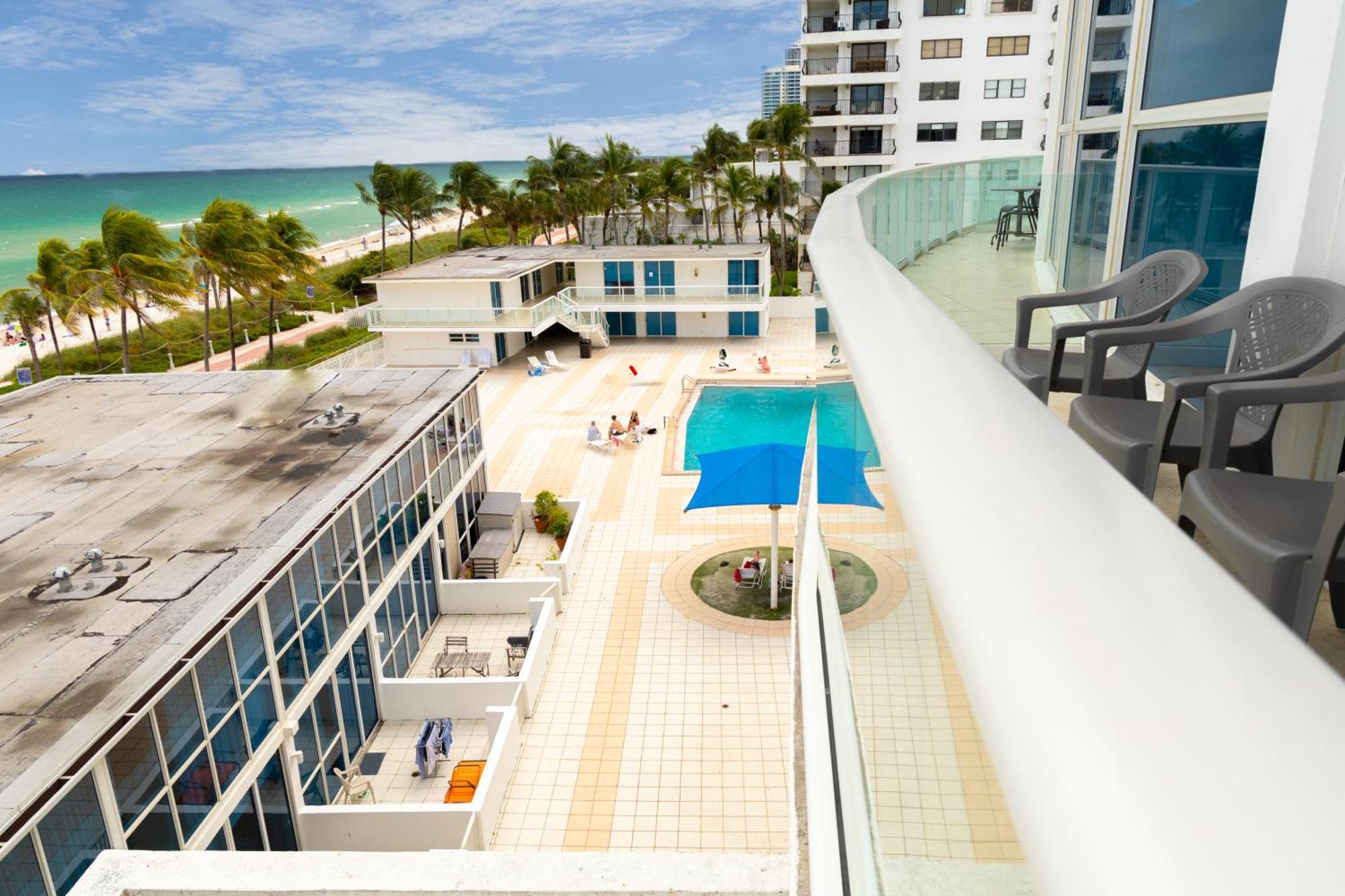Aparthotel Girasole 3*