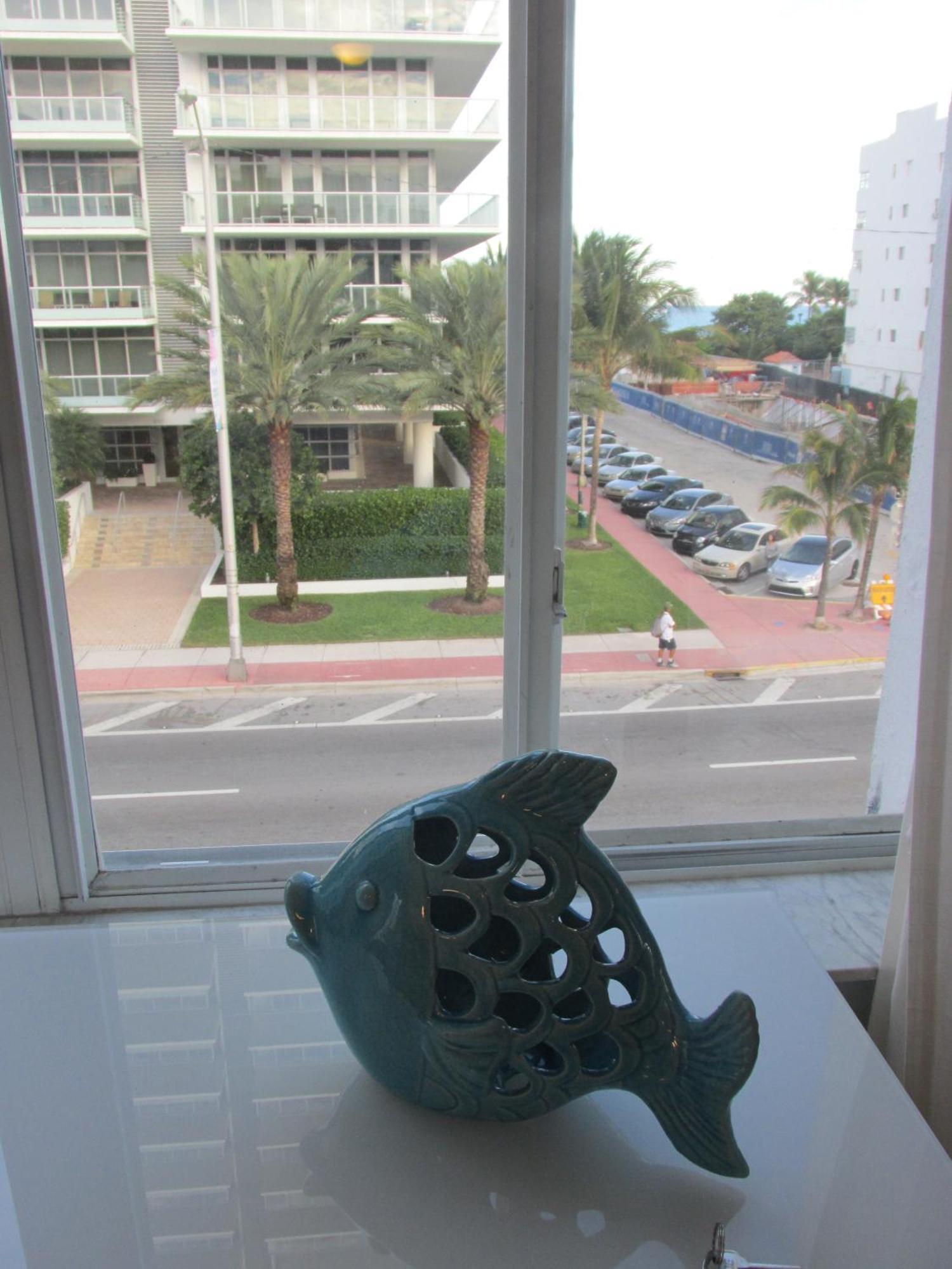 Ocean Breeze With Parking By The