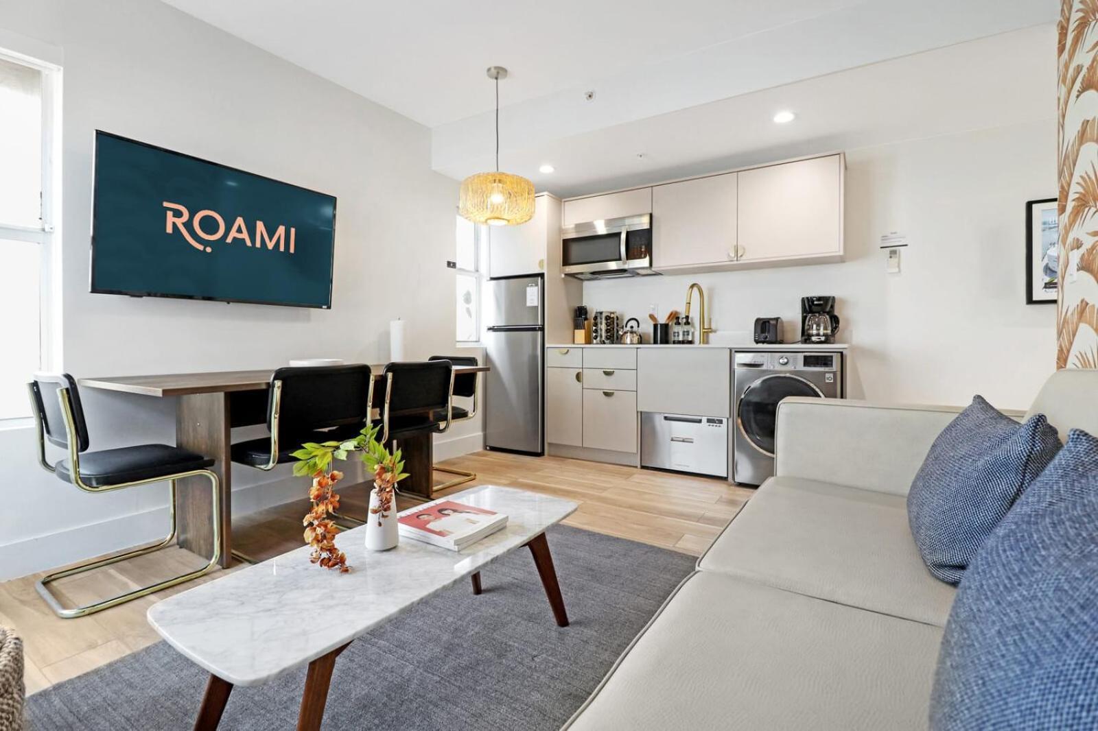 Roami At The Carmela * Miami Beach