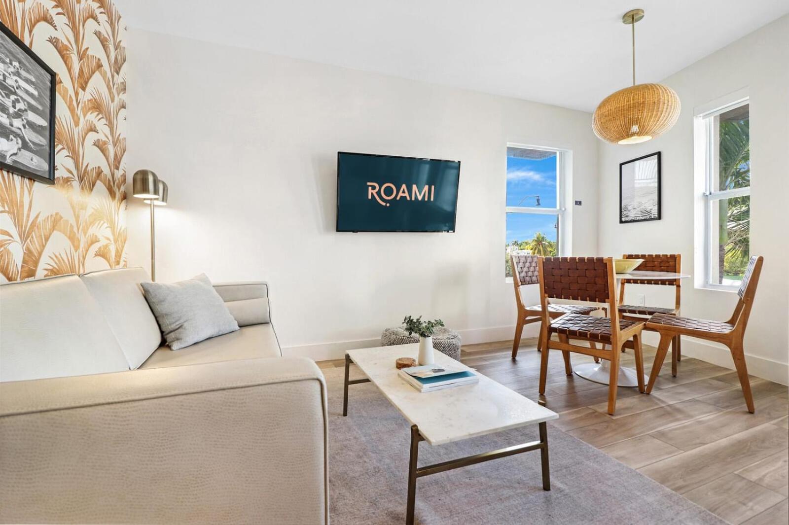 Roami At The Carmela * Miami Beach