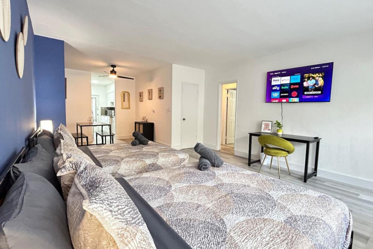 Apartment Tropical Escape - Minutes From The